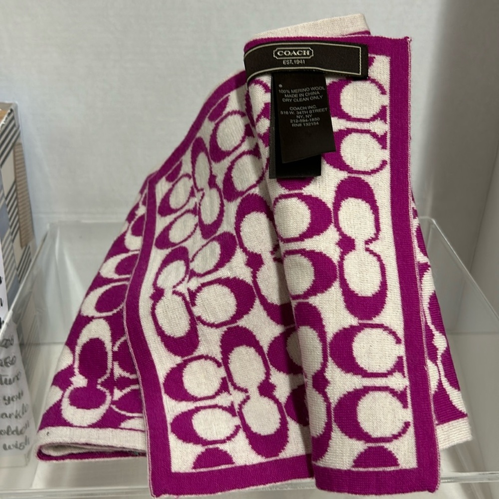 Reversible pink coach scarf